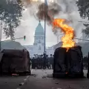 Jornada de violencia y caos en la marcha por los jubilados: un fot�grafo fue brutalmente herido