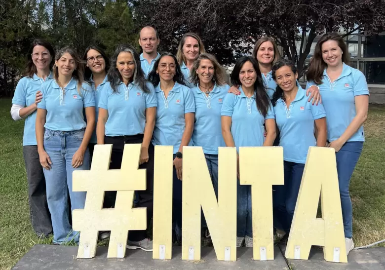Equipo de microbiologia enologica INTA 2025