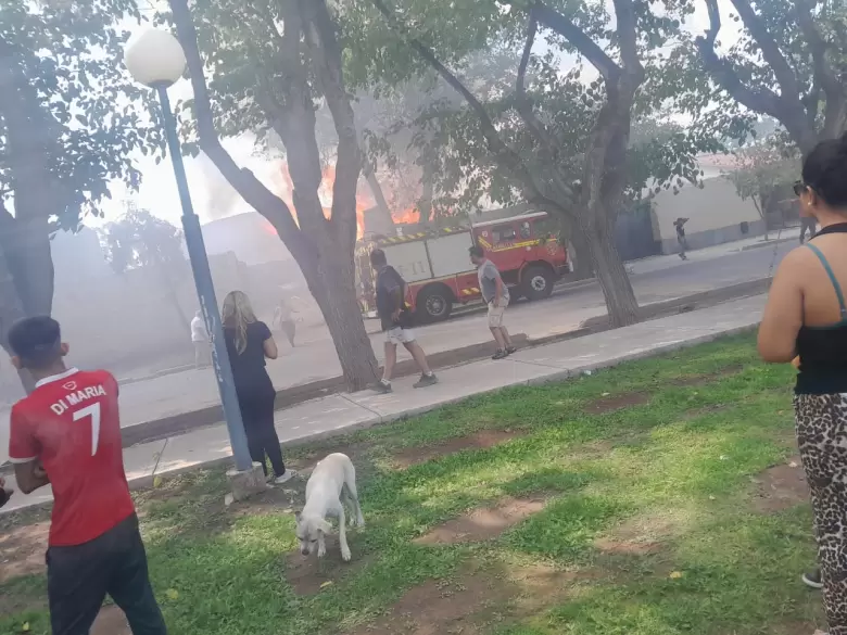 Incendio en Guaymall�n