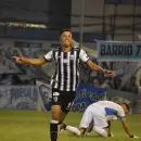 Se cerró la sexta fecha de la Primera Nacional con dos punteros en cada zona