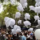Las impactantes im�genes de la multitudinaria marcha por los desaparecidos de la dictadura