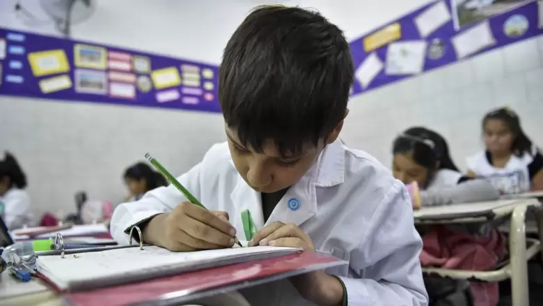 Ni�os escuela educaci�n