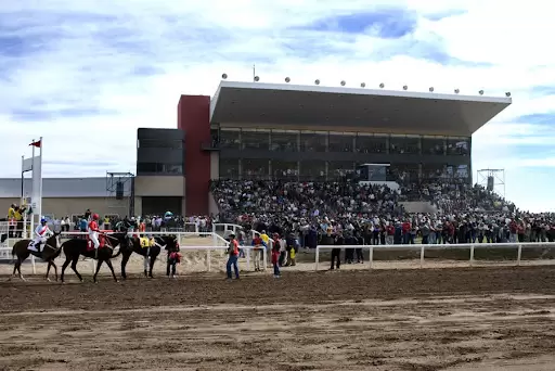 hipodromo-la-punta-2