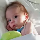 Una ni�a de tres a�os lucha por su vida mientras la burocracia le niega su medicaci�n