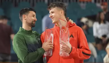mensik - Djokovic