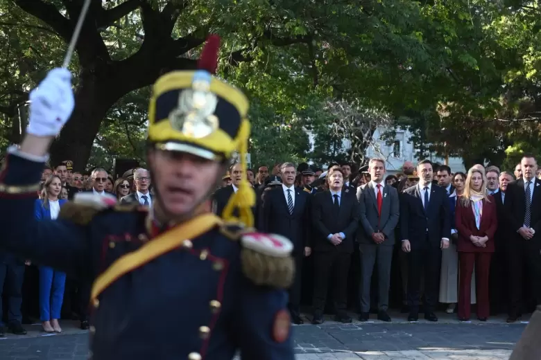 Acto oficial por el D�a de Malvinas