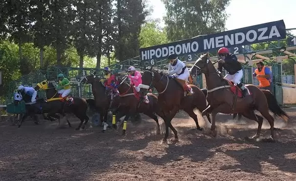 Hipodromo Mendoza
