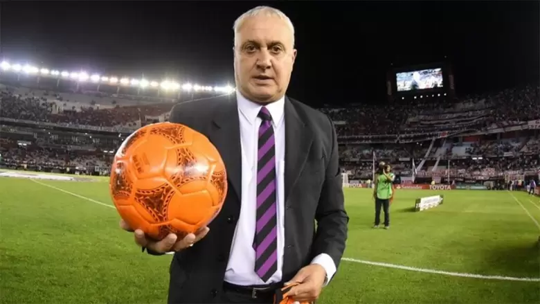 pelota naranja