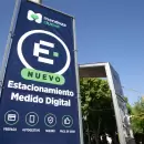 Comenzó a funcionar el estacionamiento medido en una muy transitada calla del centro