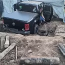 Iban borrachos y cayeron con una camioneta a un pozo en Las Heras