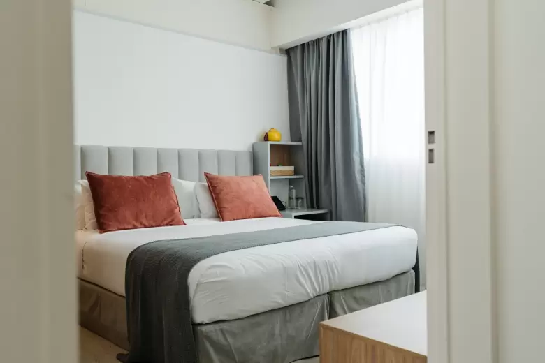 vain hotel 6