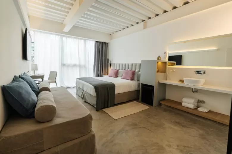vain hotel 6