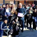 Allasino entreg� 130 tablets para los alumnos de una escuela lujanina de artes visuales