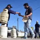 Mendoza lleva garrafas subsidiadas a zonas vulnerables