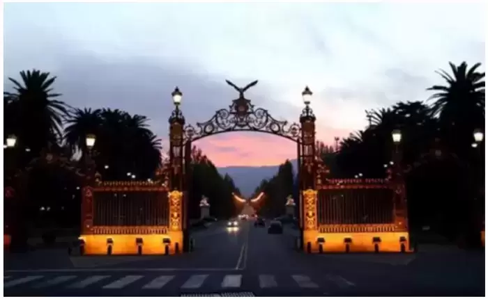 portones del parque 1