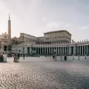 Impactante video viral: las nubes se abren en la Plaza San Pedro durante los actos por el papa Francisco