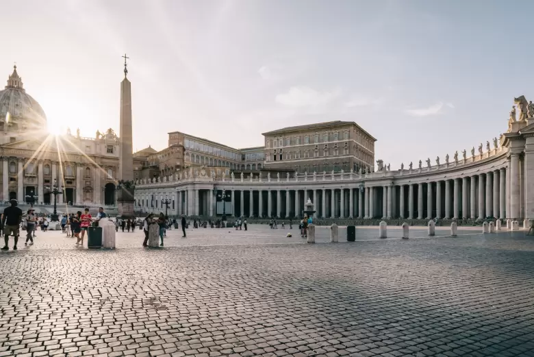 plaza san pedro roma vaticano