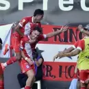 (Video) Argentinos Juniors goleó a Estudiantes y escaló al primer lugar de la Zona A