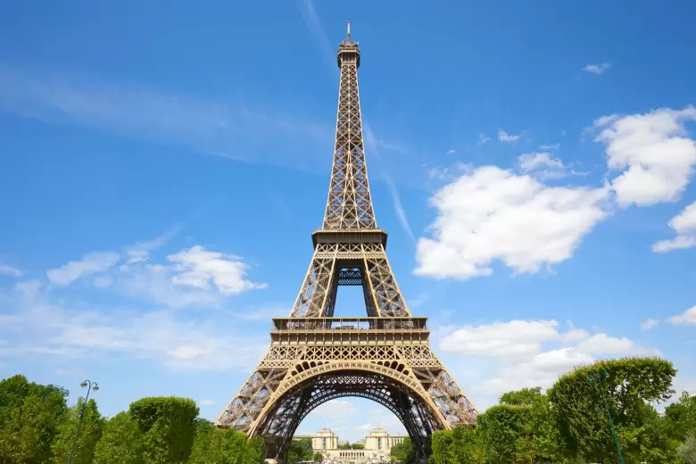 TORRE EIFFEL