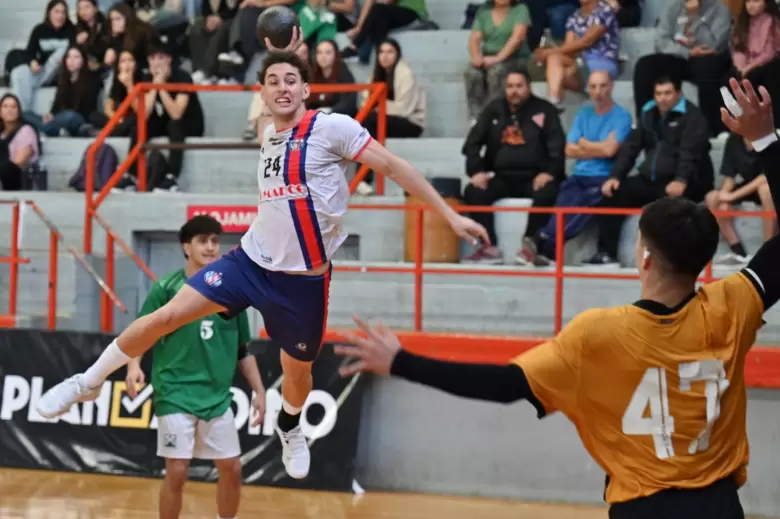 HANDBALL