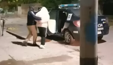 mujeres detenidas