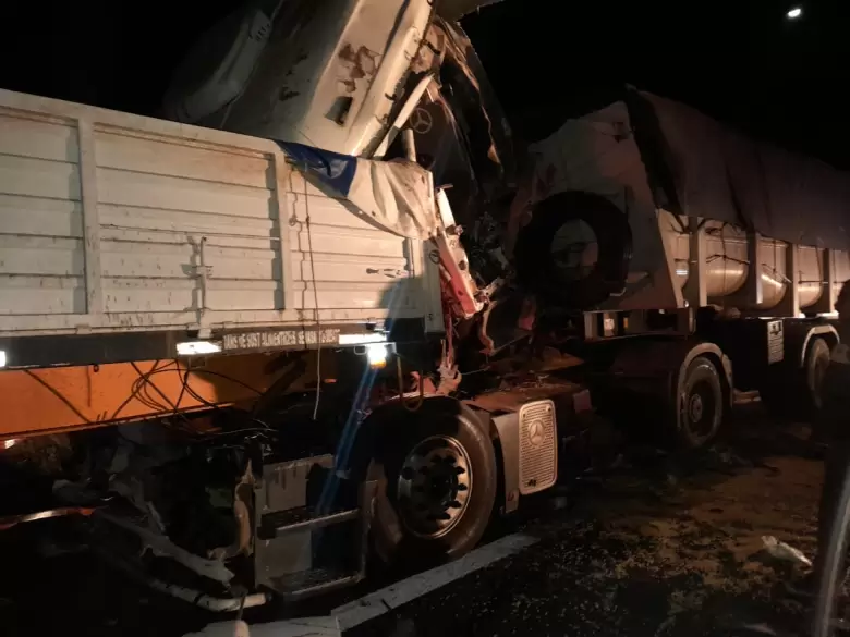 accidente entre dos camiones-ruta 7