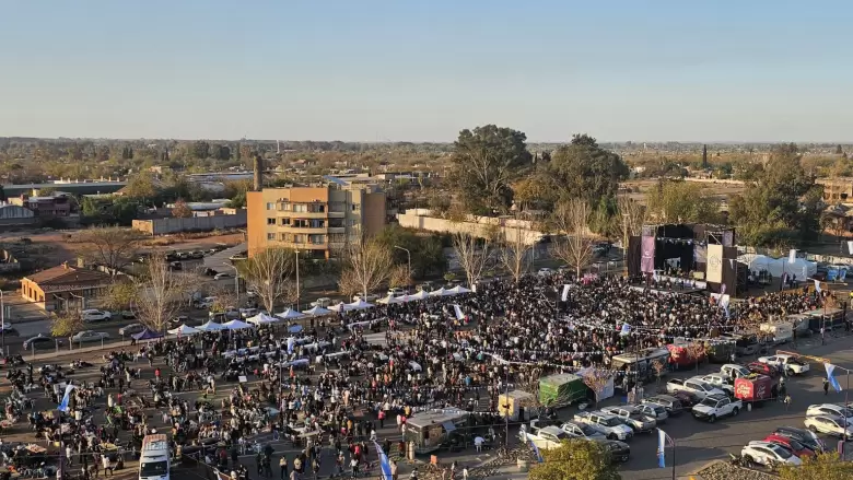 Pe�a 25 de mayo