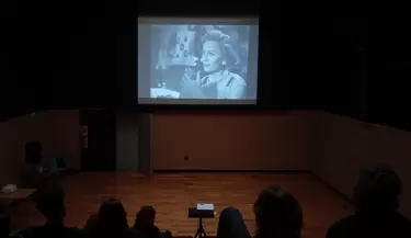 Ciclo de cine "Fuera de campo"