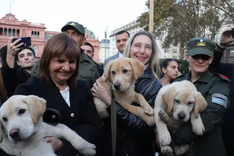 karina milei paticia bullrich día del perro