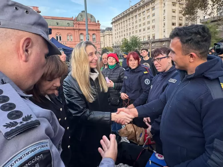 karina milei paticia bullrich día del perro