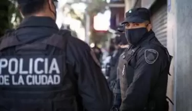 Hombre con brote psic�tico tom� de reh�n a su madre y fue reducido por la polic�a