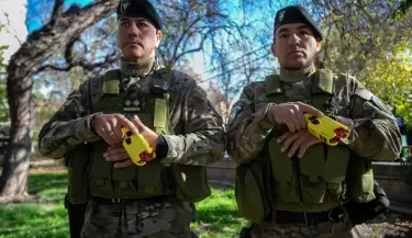 pistolas taser