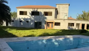mansion