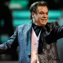 Estrenaron el videoclip oficial de "Abr�zame muy fuerte" con Juan Gabriel y Laura Pausini