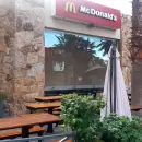 (Video) Golpes, gritos y sillas por el aire: brutal pelea en un conocido local de Palmares