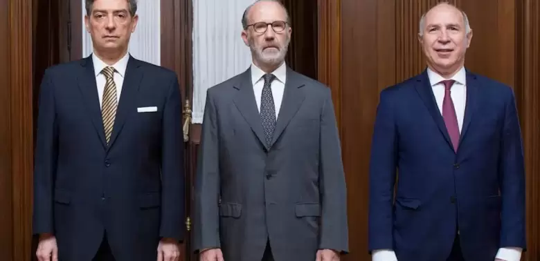jueces de la corte