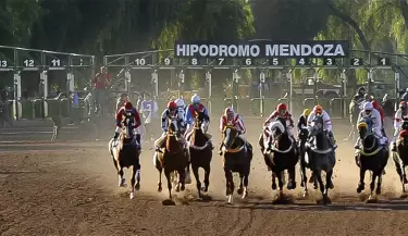 Hip�dromo de Mendoza