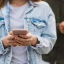 Qu� significa que una persona siempre tarde horas en responder en WhatsApp
