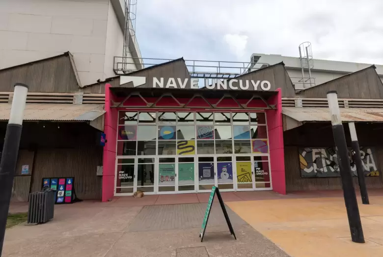 nave uncuyo
