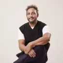 Ariel Staltari llega a Mendoza con Agotados, una comedia de alto voltaje