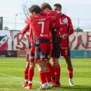 Deportivo Maip� lo dio vuelta, venci� a Ferro y festej� a lo grande en el Sperdutti