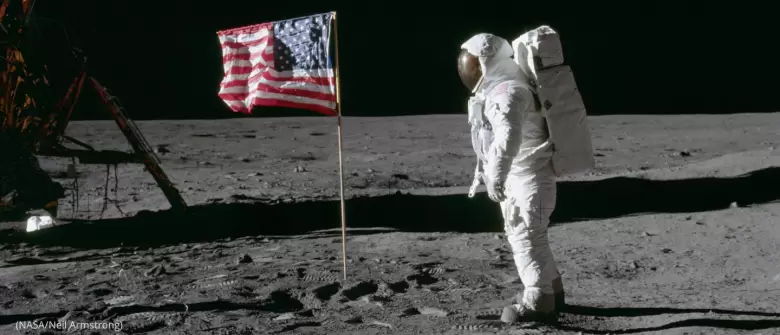 hombre en la luna neil amstrong