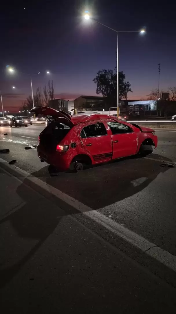 vuelco en el Acceso Sur