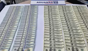 dolares