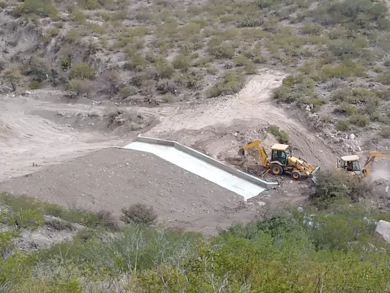 obra torrentes en Godoy Cruz