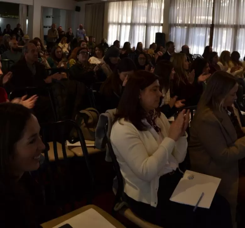 Capacitaci�n a equipos municipales