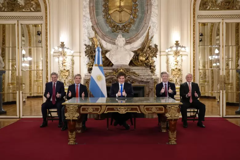 Anuncios en Cadena Nacional de Milei