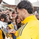 Revoluci�n en Mendoza: cientos de hinchas recibieron a Boca en la previa con la Lepra