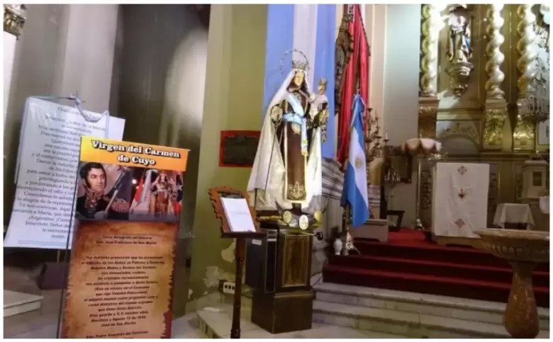 virgen del carmen patrona del ejercito de los andes