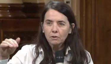 Senadora Carmen �varez Rivero